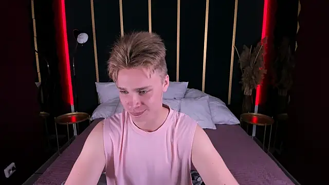 LawrenceMiles online show from October 13, 2025, 10:37 am