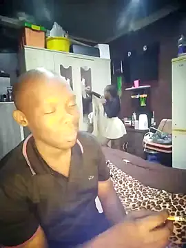 TinnyVsGiant online show from December 17, 2025, 12:16 am