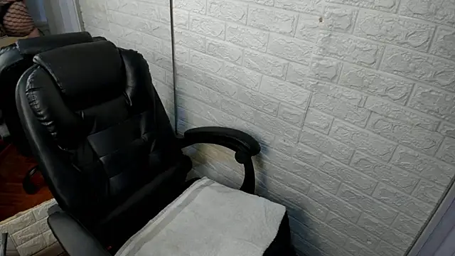 Snapshot of Morana__Hot chatting on January 13, 2026, 3:45 am Morana Hot online show from January 13, 2026, 3:45 am