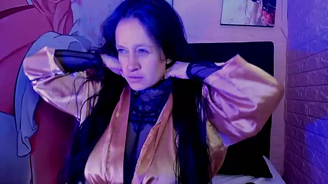 Snapshot of Morana__Hot chatting on February 4, 2026, 3:23 am Morana Hot online show from February 4, 2026, 3:23 am