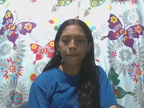 Snapshot of preggymom19 chatting on October 19, 2025, 2:56 am preggymom19 online show from October 19, 2025, 2:56 am