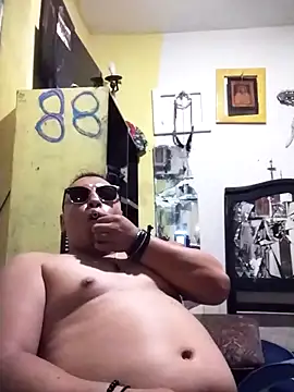 Juancarlosbautistaaguilar online show from September 9, 2025, 4:23 am