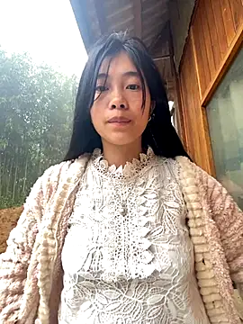 Snapshot of EmLy02 chatting on November 2, 2025, 1:08 am EmLy02 online show from November 2, 2025, 1:08 am