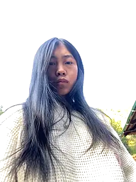 Snapshot of EmLy02 chatting on November 28, 2025, 12:13 am EmLy02 online show from November 28, 2025, 12:13 am