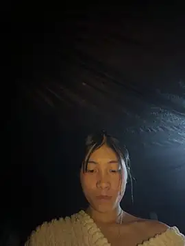 EmLy02 online show from February 7, 2026, 12:09 pm