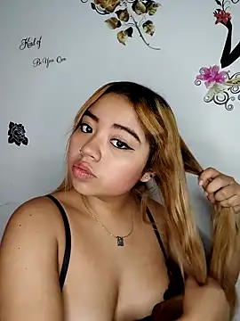 Emily  Hott online show from February 26, 2026, 12:04 pm