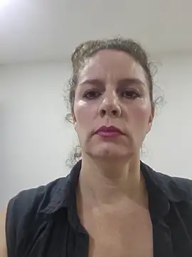 Nina vallon online show from April 15, 2026, 12:23 pm