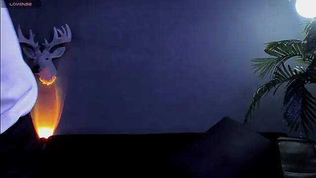 Snapshot of dennis_cox1 chatting on February 5, 2026, 1:54 am dennis cox1 online show from February 5, 2026, 1:54 am