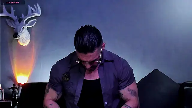 Snapshot of dennis_cox1 chatting on February 6, 2026, 10:24 pm dennis cox1 online show from February 6, 2026, 10:24 pm