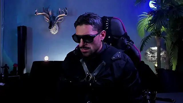 Snapshot of dennis_cox1 chatting on March 24, 2026, 6:18 am dennis cox1 online show from March 24, 2026, 6:18 am