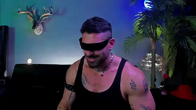 Snapshot of dennis_cox1 chatting on March 29, 2026, 4:45 am dennis cox1 online show from March 29, 2026, 4:45 am