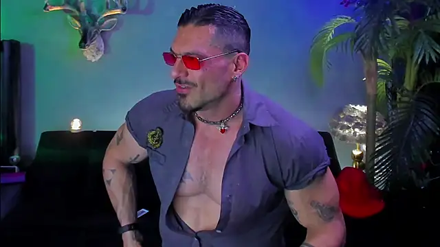 Snapshot of dennis_cox1 chatting on April 9, 2026, 1:05 am dennis cox1 online show from April 9, 2026, 1:05 am