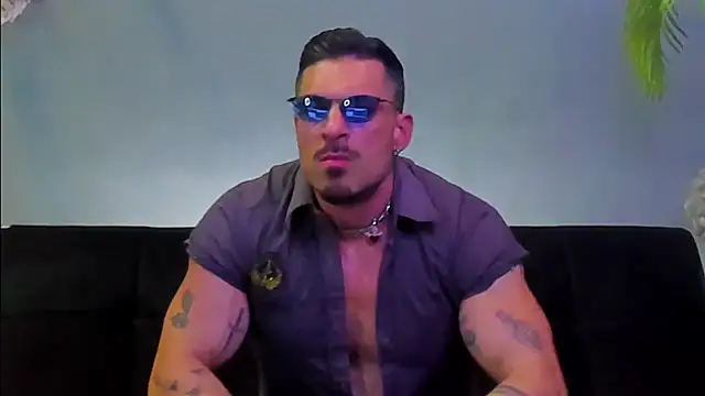 Snapshot of dennis_cox1 chatting on April 9, 2026, 9:15 am dennis cox1 online show from April 9, 2026, 9:15 am