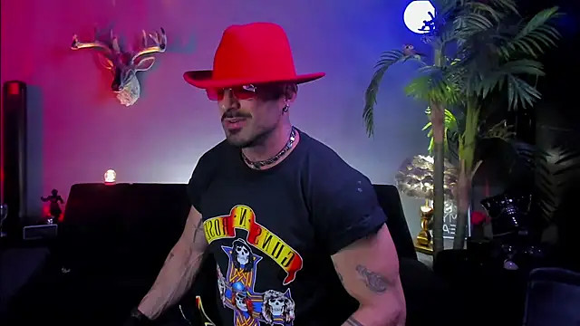 Snapshot of dennis_cox1 chatting on April 12, 2026, 11:10 pm dennis cox1 online show from April 12, 2026, 11:10 pm