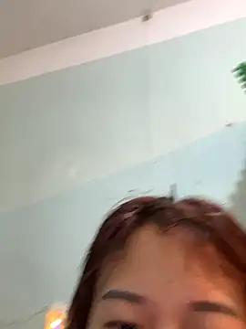 qinejr37 online show from September 25, 2025, 11:08 pm