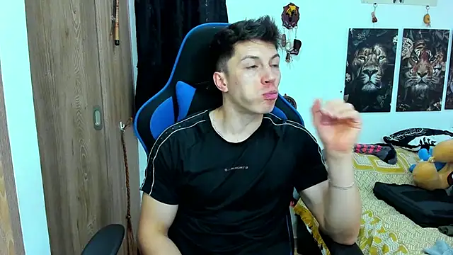 Snapshot of javiersexymann chatting on December 31, 2024, 4:04 pm javiersexymann online show from December 31, 2024, 4:04 pm