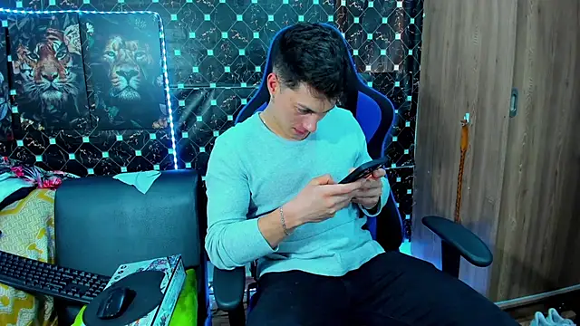 Snapshot of javiersexymann chatting on October 1, 2025, 9:21 pm javiersexymann online show from October 1, 2025, 9:21 pm