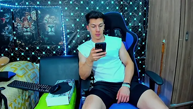 Snapshot of javiersexymann chatting on October 2, 2025, 9:55 pm javiersexymann online show from October 2, 2025, 9:55 pm