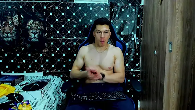 Snapshot of javiersexymann chatting on April 23, 2026, 5:41 am javiersexymann online show from April 23, 2026, 5:41 am