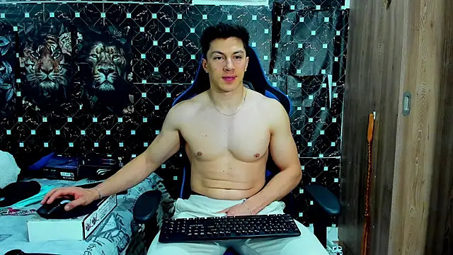 Snapshot of javiersexymann chatting on May 3, 2026, 11:22 pm javiersexymann online show from May 3, 2026, 11:22 pm