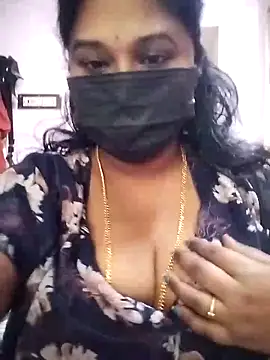 chaitara-reddy online show from November 3, 2025, 4:47 am