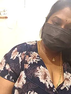 Snapshot of chaitara-reddy chatting on April 23, 2026, 3:25 pm chaitara-reddy online show from April 23, 2026, 3:25 pm