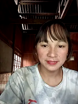 Mini3333 online show from October 27, 2025, 5:11 am