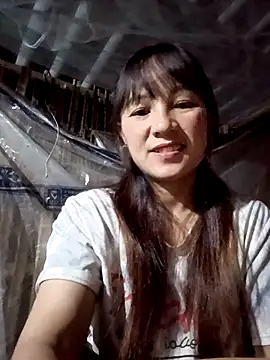 Mini3333 online show from November 5, 2025, 4:51 pm