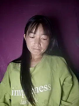 Snapshot of -mina--- chatting on September 10, 2025, 3:39 am -mina--- online show from September 10, 2025, 3:39 am