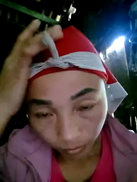 lucybaby00 online show from November 25, 2025, 5:29 am