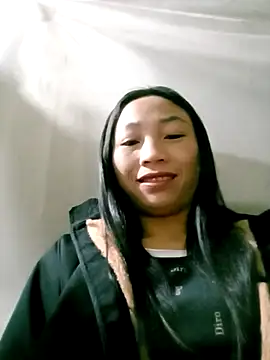 lucybaby00 online show from January 17, 2026, 9:40 pm