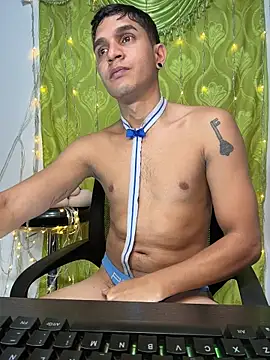 Snapshot of Angel_latinboy chatting on February 24, 2026, 4:16 pm Angel latinboy online show from February 24, 2026, 4:16 pm