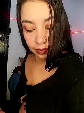 Anahibella online show from September 23, 2025, 1:14 pm