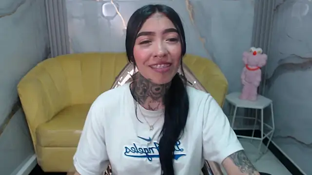 Snapshot of Ashley_Blum_v chatting on September 10, 2025, 7:36 pm Ashley Blum v online show from September 10, 2025, 7:36 pm