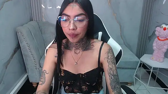 Snapshot of Ashley_Blum_v chatting on September 18, 2025, 7:38 pm Ashley Blum v online show from September 18, 2025, 7:38 pm