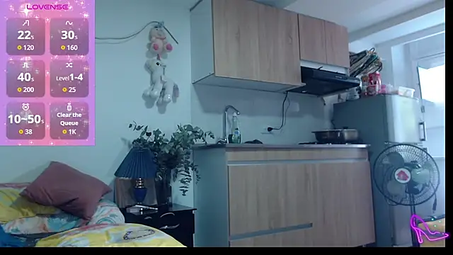 AllysonStonne online show from March 16, 2026, 7:51 pm