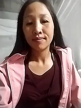 cute love00 online show from November 8, 2025, 10:30 pm