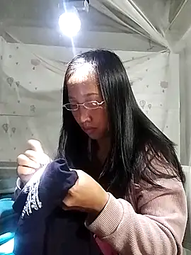 cute love00 online show from February 11, 2026, 11:10 pm