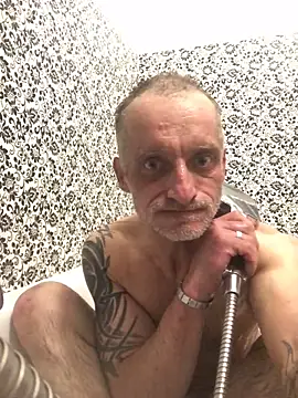 pepis117 online show from April 13, 2026, 8:25 pm