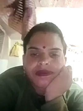 Snapshot of Soniya_pandit chatting on July 1, 2026, 7:43 am Soniya pandit online show from July 1, 2026, 7:43 am