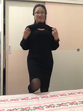 Vitamin sexy online show from November 27, 2025, 3:47 pm