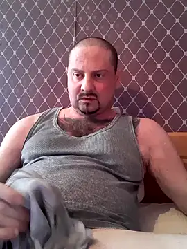 Snapshot of _NEREZA_ chatting on May 22, 2026, 3:28 pm NEREZA online show from May 22, 2026, 3:28 pm