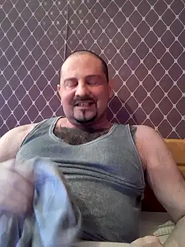 Snapshot of _NEREZA_ chatting on May 23, 2026, 2:32 pm NEREZA online show from May 23, 2026, 2:32 pm