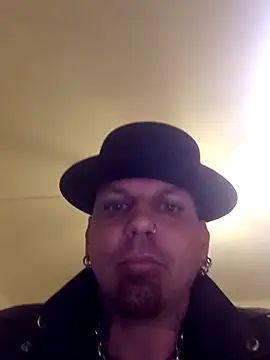 Premium-Jogurt online show from November 18, 2025, 3:49 pm