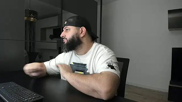 Snapshot of DravenPeak chatting on January 15, 2026, 8:45 pm DravenPeak online show from January 15, 2026, 8:45 pm