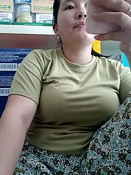  Babyrose  online show from September 24, 2025, 5:55 am