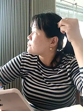  Babyrose  online show from October 12, 2025, 6:12 am