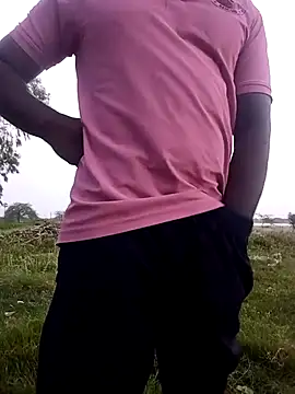 Snapshot of dolphiinn chatting on February 3, 2026, 1:04 am dolphiinn online show from February 3, 2026, 1:04 am