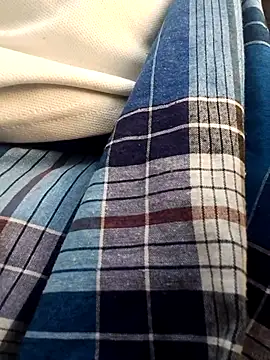 Snapshot of dolphiinn chatting on February 17, 2026, 1:35 am dolphiinn online show from February 17, 2026, 1:35 am