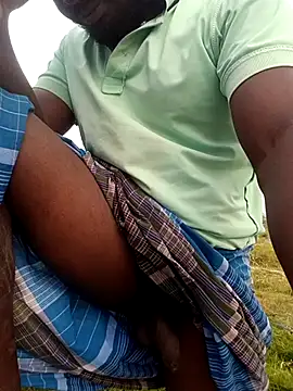 Snapshot of dolphiinn chatting on February 18, 2026, 1:34 am dolphiinn online show from February 18, 2026, 1:34 am